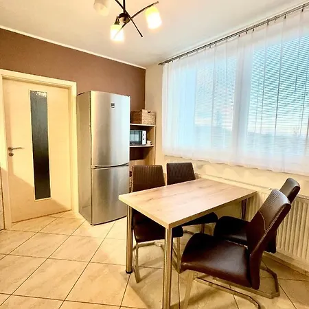 Apartment Tatry - Spacious 3bd, Netflix & Fast Internet