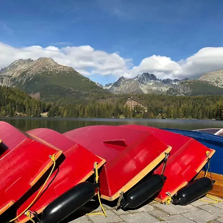 Tatry - Spacious 3bd, Netflix & Fast Internet *