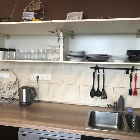 Tatry - Spacious 3bd, Netflix & Fast Internet *