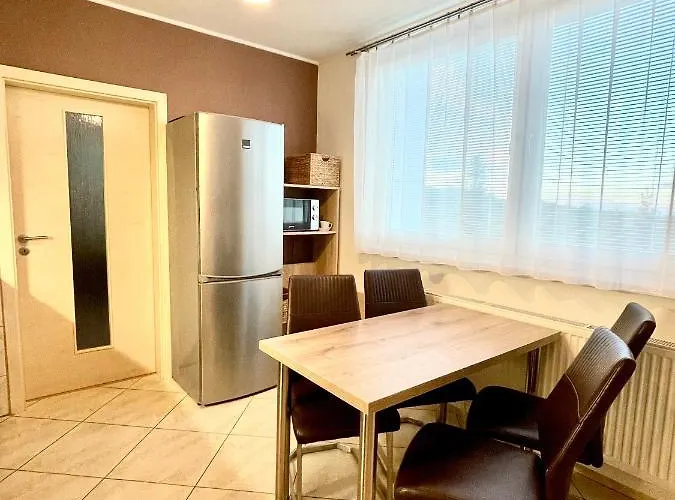 Διαμέρισμα Tatry - Spacious 3bd, Netflix & Fast Internet
