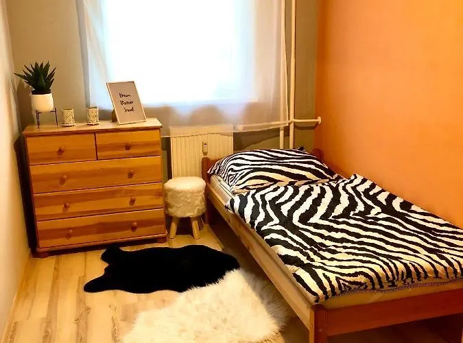 Tatry - Spacious 3bd, Netflix & Fast Internet *