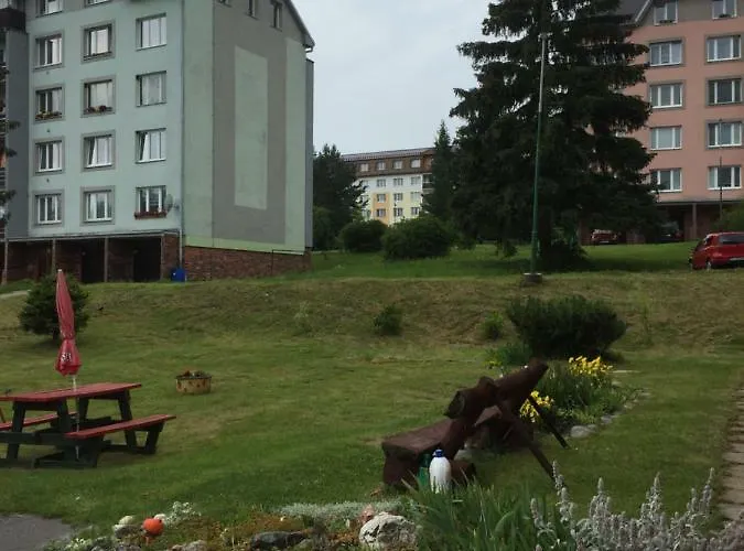 Tatry - Spacious 3bd, Netflix & Fast Internet Διαμέρισμα